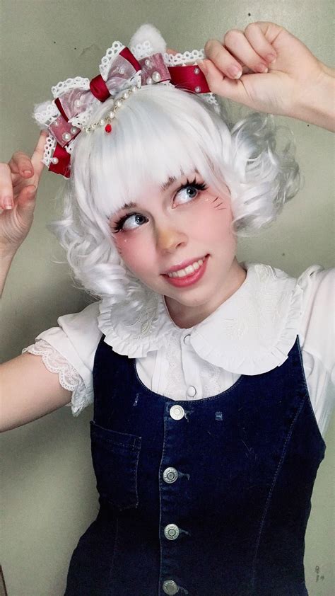 hello kitty cosplay